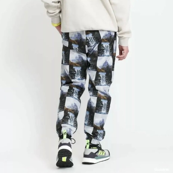 NWT Adidas Sportswear Mountain Primegreen Pants GRFX BNWT Size‎ Medium - Picture 2 of 8